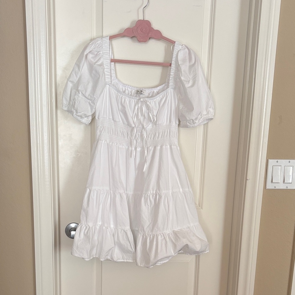 Elegant White Midi Dress